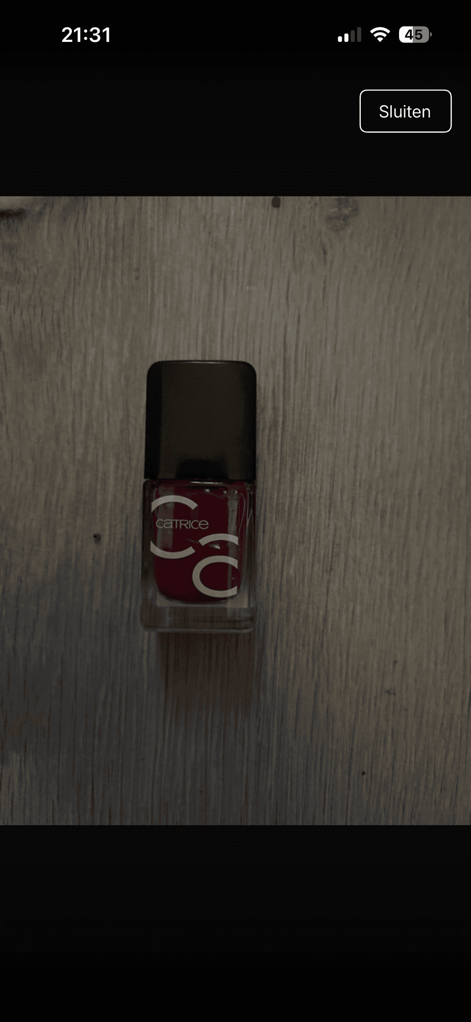 Catrice nagellak in donkerrood