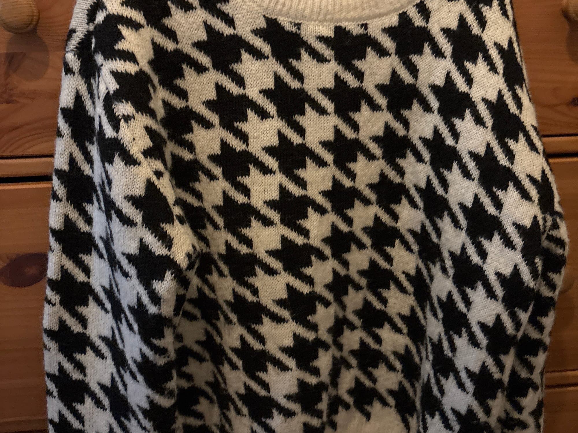 KAFFE houndstooth gebreide trui zwart-wit