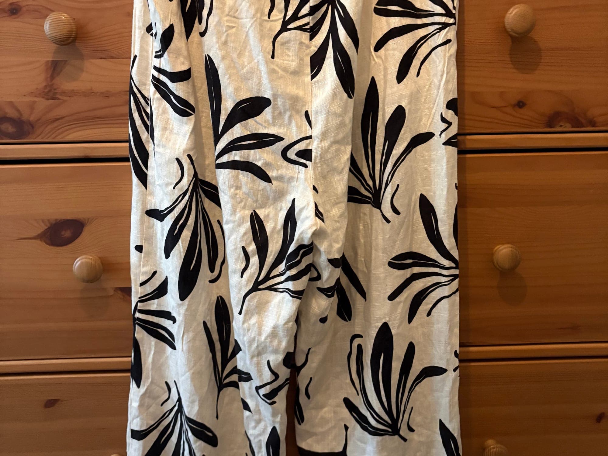 Primark broek met bladmotief - maat M