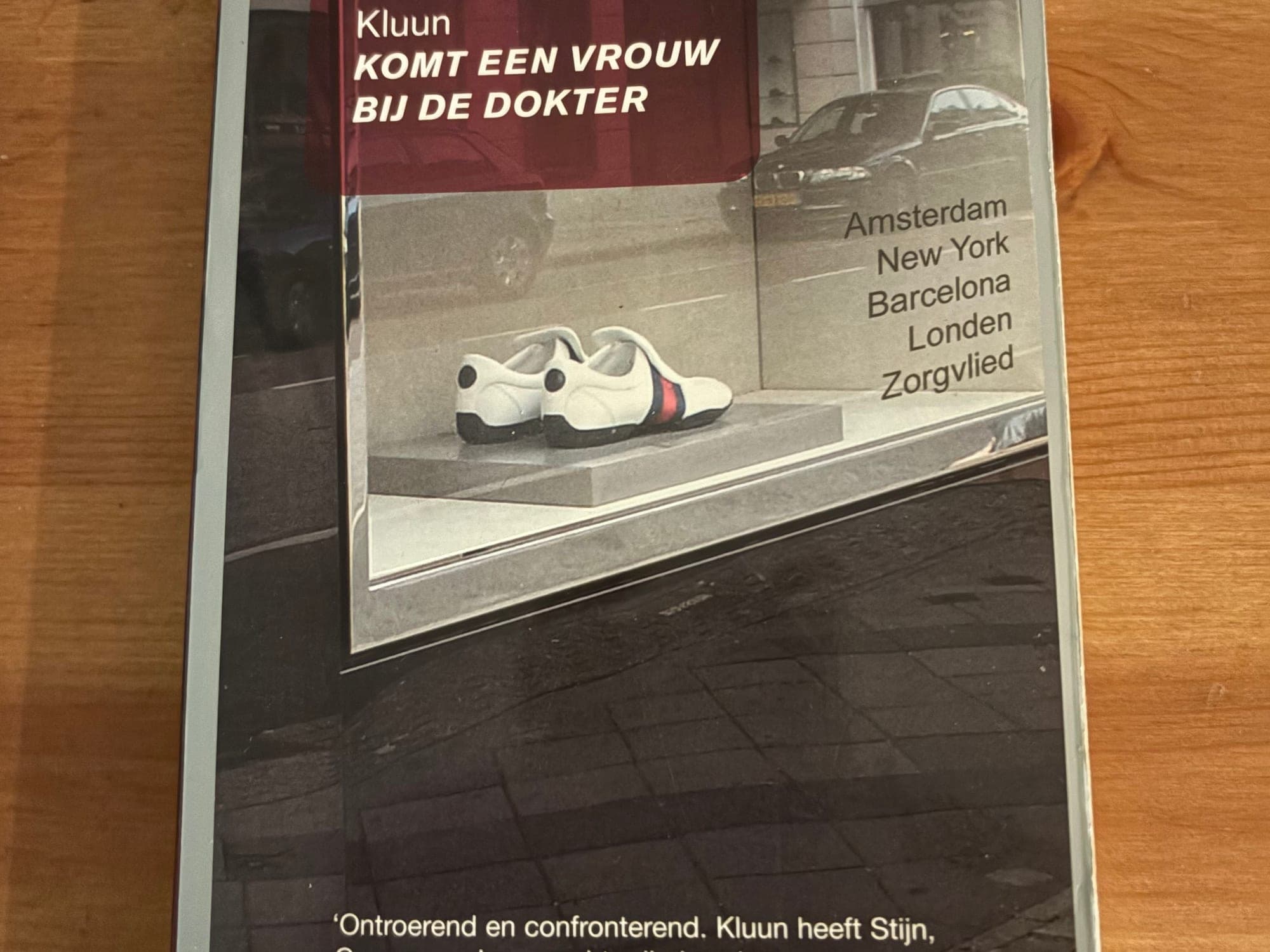 Komt een vrouw bij de dokter - Kluun