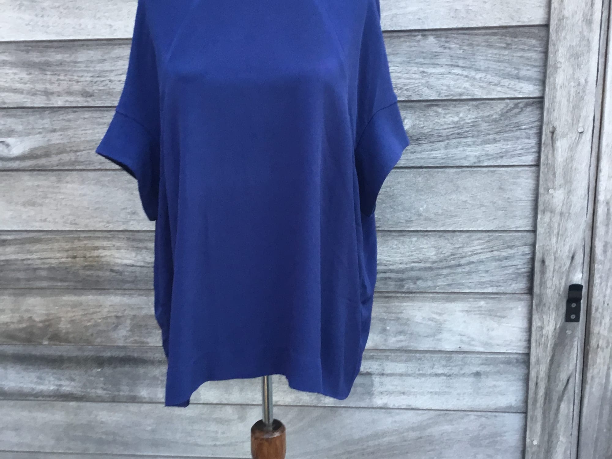Kobaltblauw oversized shirt met korte mouwen van COS maat 42