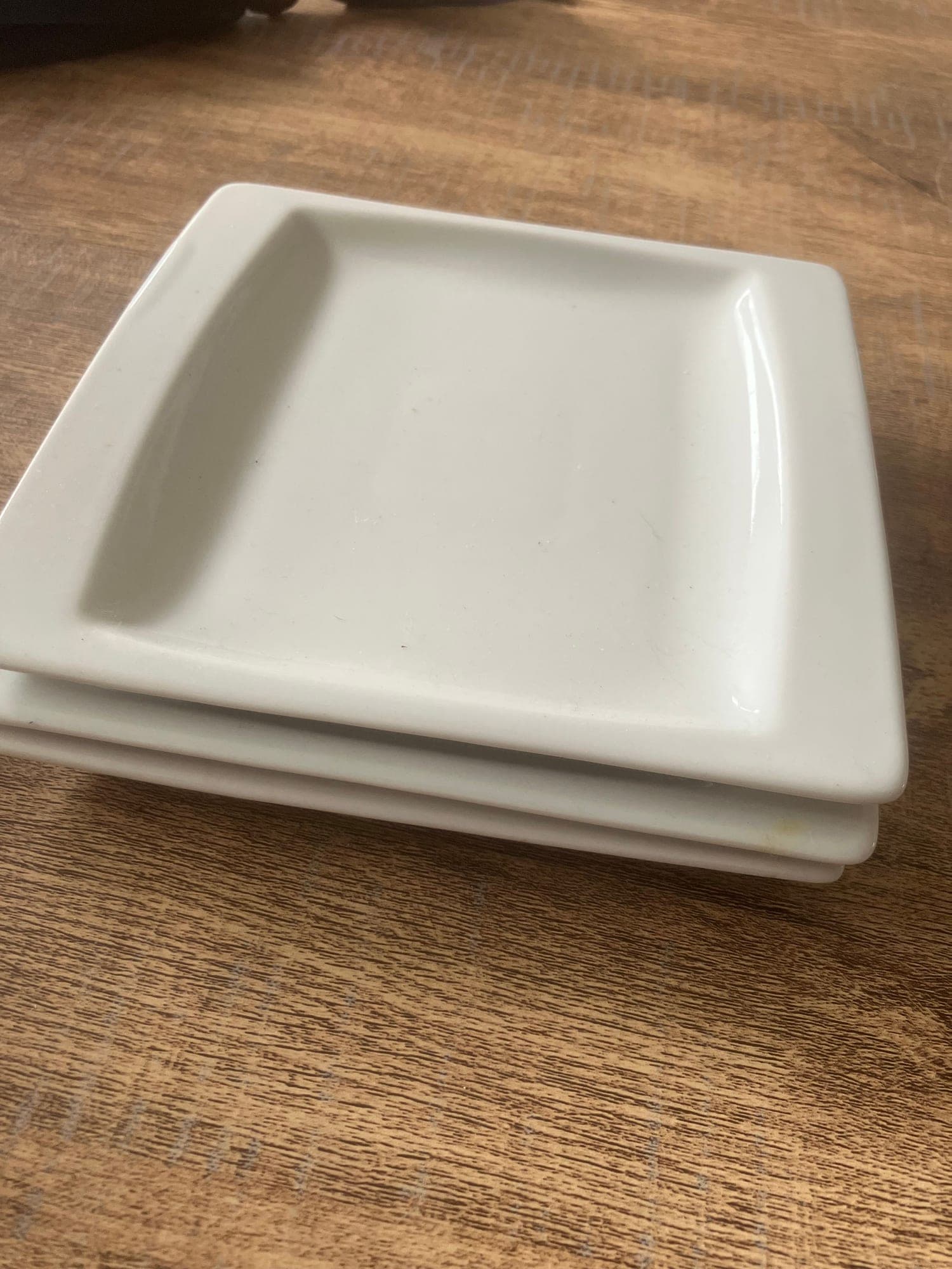 Witte keramieke schaal/bak met handvat